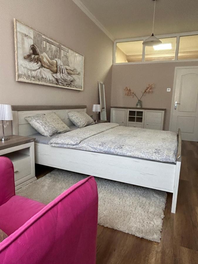 סובוטיקה Apartman Teodora מראה חיצוני תמונה